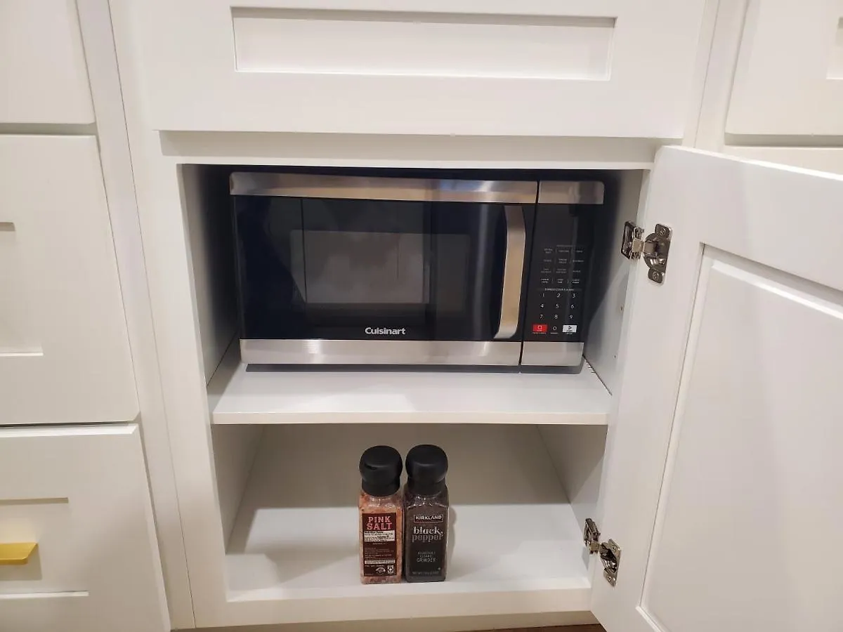 S&N Lux Suite-Free Parking-King Bed-Kitchen-Wifi Honolulu USA