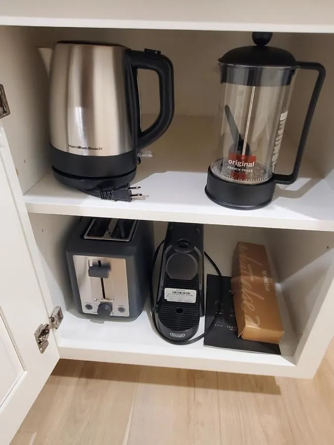 S&N Lux Suite-Free Parking-King Bed-Kitchen-Wifi Honolulu Apartmanhotel