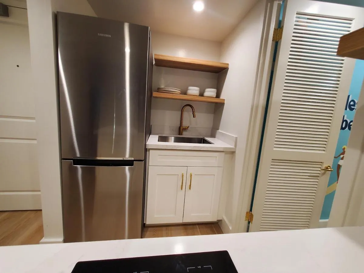 S&N Lux Suite-Free Parking-King Bed-Kitchen-Wifi Honolulu Aparthotel